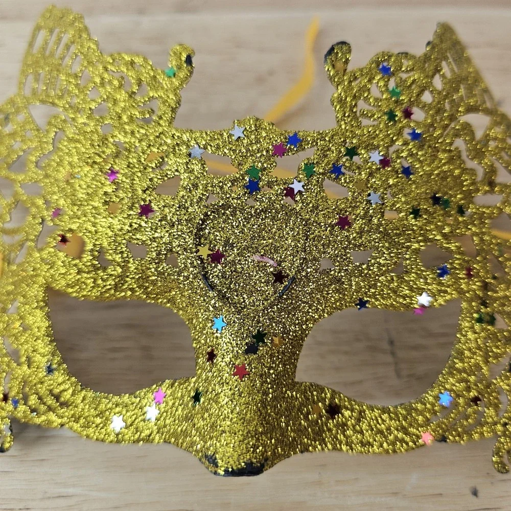 Masquereade Mask Glitter Yellow Gold Leaves Fairy Mardis Gras Face‎ Wall Tie On